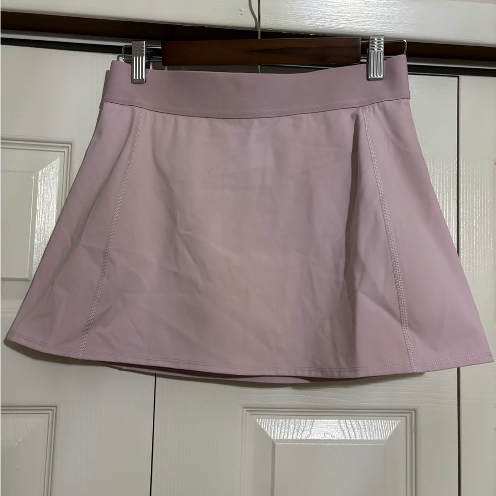 Aritzia TnAction Light Pink Tennis Skirt with Built-in Spandex Shorts, Size M